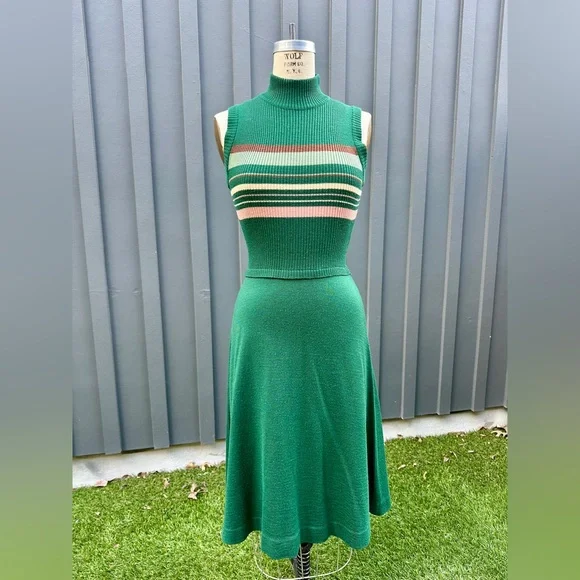 Vintage 1970s Groovy Stripes Sleeveless Mock Neck Knit Green Dress - Picture 7 of 8
